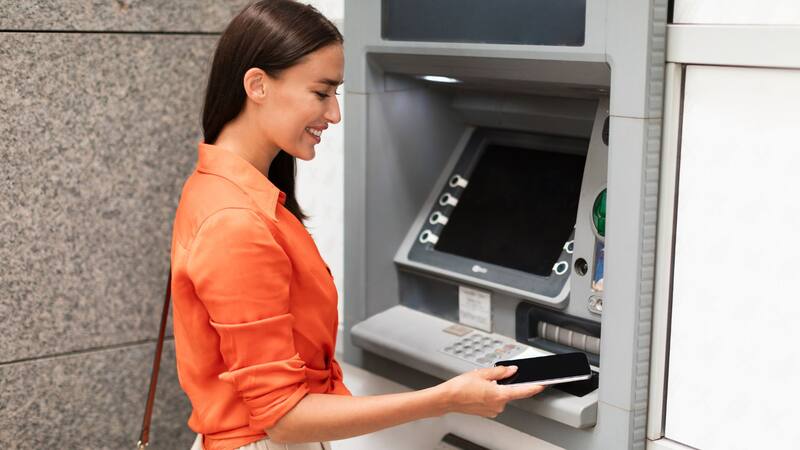 ¿Quién presta dinero rápido en Colombia?