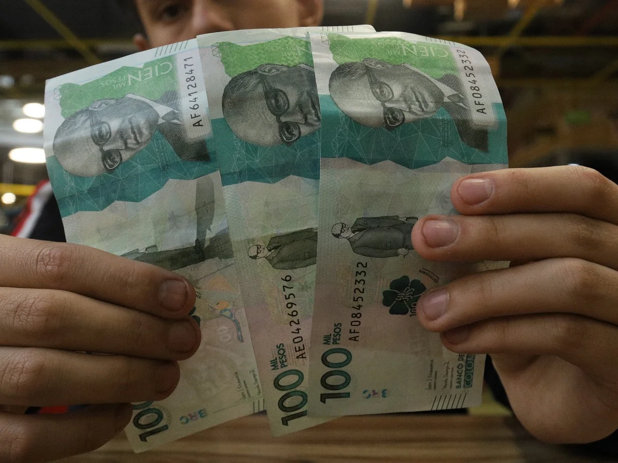 Necesito $300.000 urgente: opciones disponibles